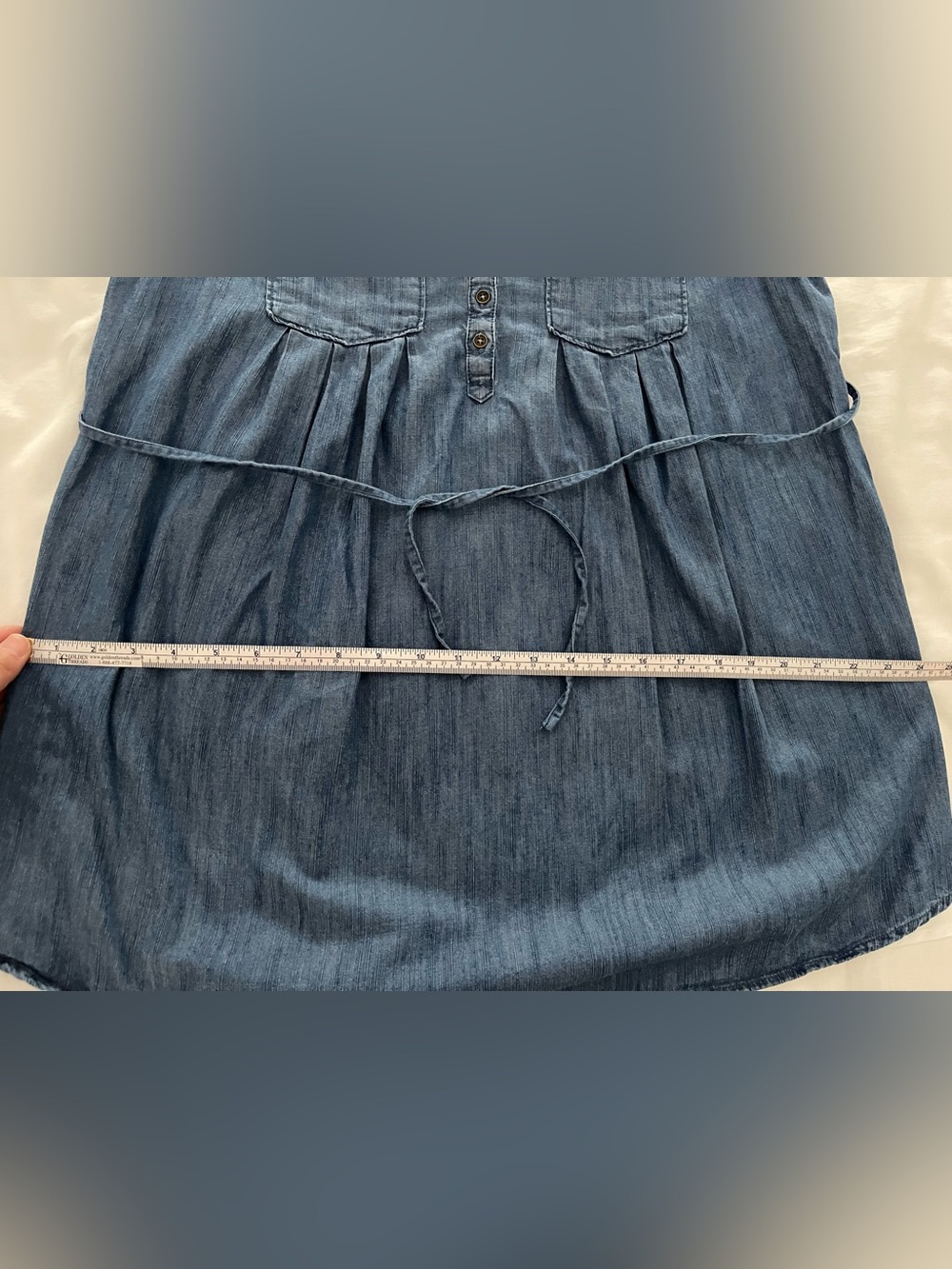 Motherhood Maternity Sleeveless Lightweight Blue Denim Pleated Too Sz. M - Picture 8 of 9